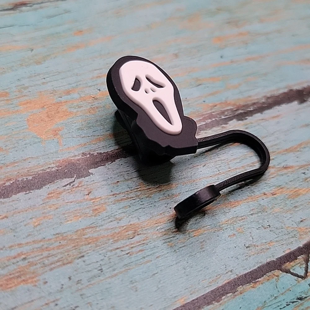 Scream Ghost Face Straw Topper - Picture 4 of 5